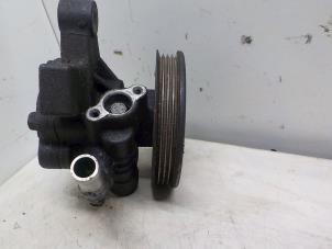 Gebruikte Pomp Servo Honda CR-V (RD1/3) 2.0i 16V VTEC Prijs € 35,00 Margeregeling aangeboden door Boels Autodemontage