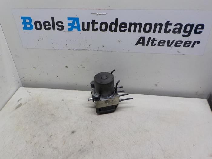 Gebruikte ABS Pomp Fiat Ducato (250) 2.2 D 100 Multijet Euro 4 Prijs € 75,00 Margeregeling aangeboden door Boels Autodemontage
