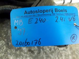 Gebruikte Bobine Mercedes E (W210) 2.4 E-240 V6 18V Prijs € 20,00 Margeregeling aangeboden door Boels Autodemontage