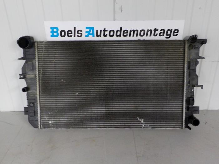 Gebruikte Radiateur Volkswagen Crafter 2.0 BiTDI Prijs € 95,00 Margeregeling aangeboden door Boels Autodemontage
