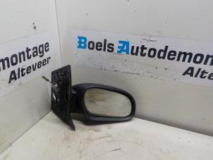 Gebruikte Buitenspiegel rechts Volkswagen Fox (5Z) Prijs € 40,00 Margeregeling aangeboden door Boels Autodemontage