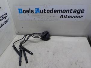 Gebruikte Bobine Renault Twingo II (CN) 1.2 16V Prijs € 35,00 Margeregeling aangeboden door Boels Autodemontage