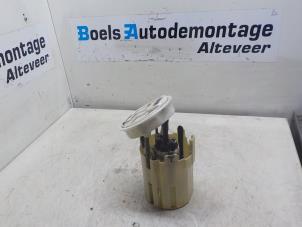Gebruikte Tank element Pomp Mercedes E (W211) 4.0 E-400 CDI 32V Prijs € 75,00 Margeregeling aangeboden door Boels Autodemontage
