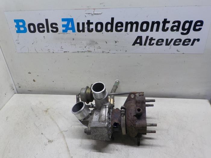 Gebruikte Turbo Toyota Corolla Verso (E12) 2.0 D-4D 16V 90 Prijs € 100,00 Margeregeling aangeboden door Boels Autodemontage