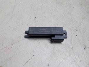 Gebruikte Keyless entry antenne Landrover Range Rover Evoque (LVJ/LVS) 2.2 SD4 16V 5-drs. Prijs € 35,00 Margeregeling aangeboden door Boels Autodemontage