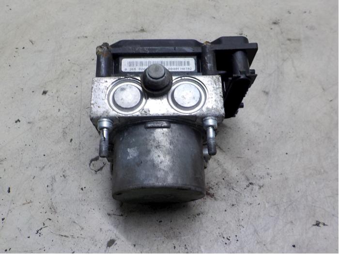 Gebruikte ABS Pomp Citroen C1 1.0 12V Prijs € 45,00 Margeregeling aangeboden door Boels Autodemontage