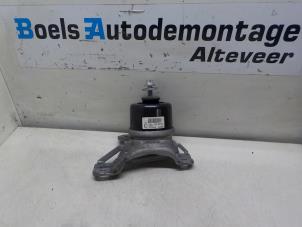 Gebruikte Motorrubber Landrover Range Rover Evoque (LVJ/LVS) 2.2 SD4 16V 5-drs. Prijs € 25,00 Margeregeling aangeboden door Boels Autodemontage