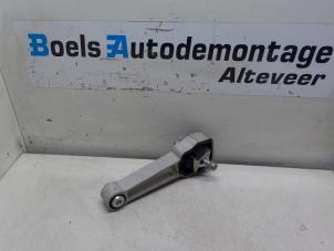 Gebruikte Motorrubber Landrover Range Rover Evoque (LVJ/LVS) 2.2 SD4 16V 5-drs. Prijs € 25,00 Margeregeling aangeboden door Boels Autodemontage