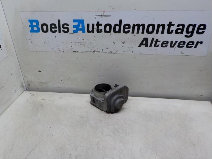 Gebruikte Gasklephuis Volkswagen Caddy II (9K9A) 1.9 SDI Prijs € 40,00 Margeregeling aangeboden door Boels Autodemontage