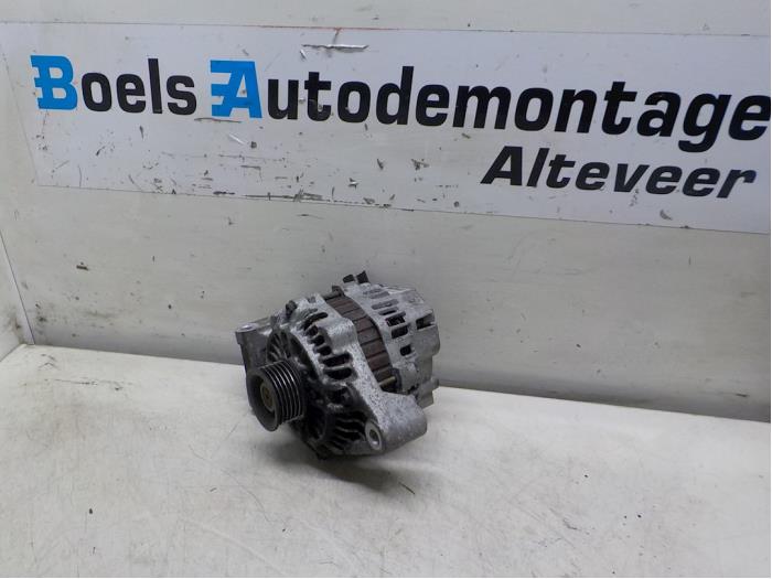 Gebruikte Alternator Ford Fiesta 5 (JD/JH) 1.25 16V Prijs € 35,00 Margeregeling aangeboden door Boels Autodemontage