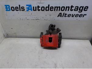 Gebruikte Remklauw (Tang) links-achter Mini ONE Prijs € 35,00 Margeregeling aangeboden door Boels Autodemontage