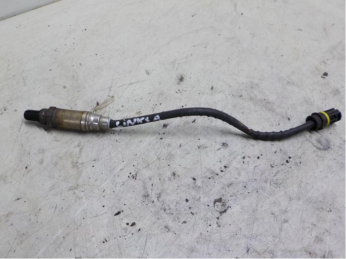 Gebruikte Lambda Sonde BMW 5 serie (E39) 535i 32V Prijs € 25,00 Margeregeling aangeboden door Boels Autodemontage
