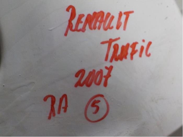 Portier 4Deurs rechts-achter van een Renault Trafic 2007