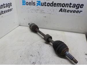 Gebruikte Steekas links-voor Daihatsu Sirion 2 (M3) 1.3 16V DVVT Prijs € 35,00 Margeregeling aangeboden door Boels Autodemontage