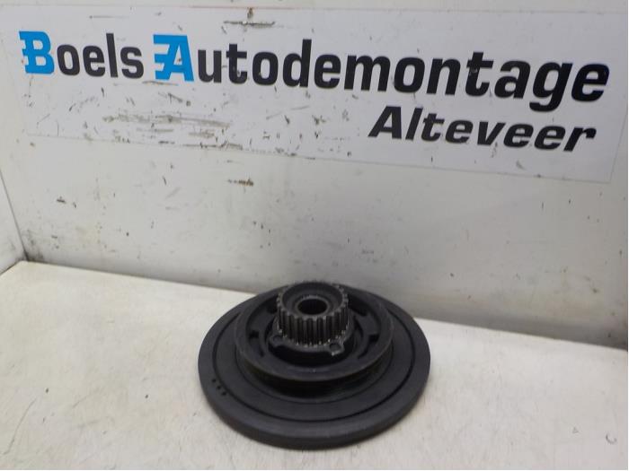 Gebruikte Poelie Krukas Volvo S80 (TR/TS) 2.8 T6 24V Prijs € 25,00 Margeregeling aangeboden door Boels Autodemontage