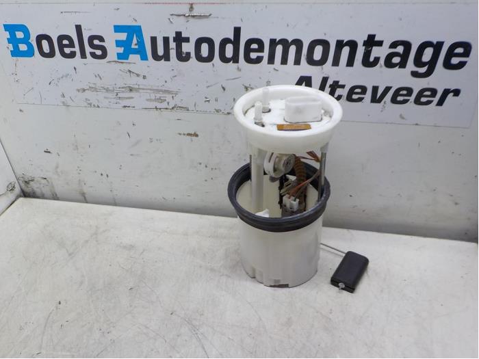Gebruikte Tank element Pomp Volkswagen Fox (5Z) Prijs € 40,00 Margeregeling aangeboden door Boels Autodemontage