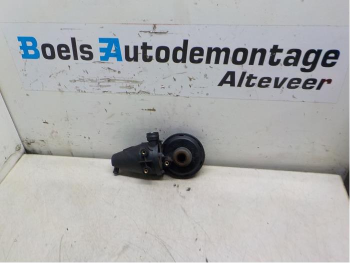Gebruikte Schakelaar Oliedruk BMW 7 serie (E38) 728iA,iA Executive 24V Prijs € 25,00 Margeregeling aangeboden door Boels Autodemontage