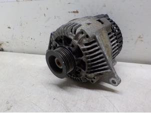 Gebruikte Dynamo Renault Megane Scénic (JA) 2.0 RT Prijs € 35,00 Margeregeling aangeboden door Boels Autodemontage