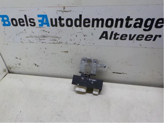 Gebruikte Module Koeling Volkswagen Polo V (6R) 1.2 TSI Prijs € 35,00 Margeregeling aangeboden door Boels Autodemontage