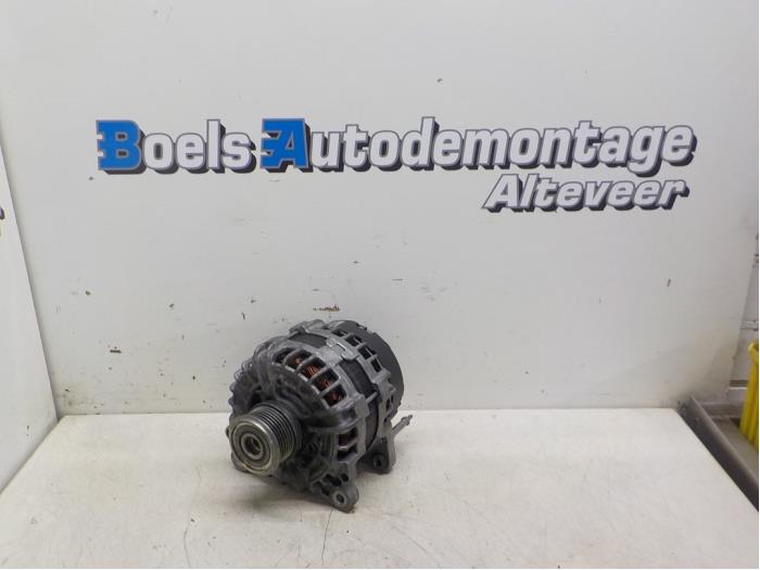 Gebruikte Dynamo Skoda Superb Combi (3TAC/TAF) 2.0 TDI 16V Prijs € 75,00 Margeregeling aangeboden door Boels Autodemontage