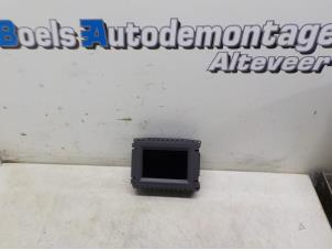 Gebruikte Display Interieur Opel Vectra C GTS 2.2 16V Prijs € 35,00 Margeregeling aangeboden door Boels Autodemontage