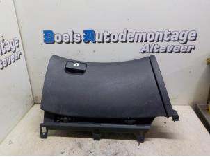 Gebruikte Dashboardkastje Hyundai i30 (FD) 1.4 CVVT 16V Prijs € 25,00 Margeregeling aangeboden door Boels Autodemontage