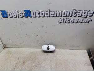 Gebruikte Spiegel Schakelaar BMW Mini One/Cooper (R50) 1.6 16V Cooper Prijs € 20,00 Margeregeling aangeboden door Boels Autodemontage