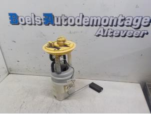 Gebruikte Tank element Pomp Mitsubishi Colt (Z2/Z3) 1.3 16V Prijs € 35,00 Margeregeling aangeboden door Boels Autodemontage