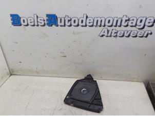 Gebruikte Speaker Renault Avantime (DE0) 3.0 V6 24V Prijs € 15,00 Margeregeling aangeboden door Boels Autodemontage