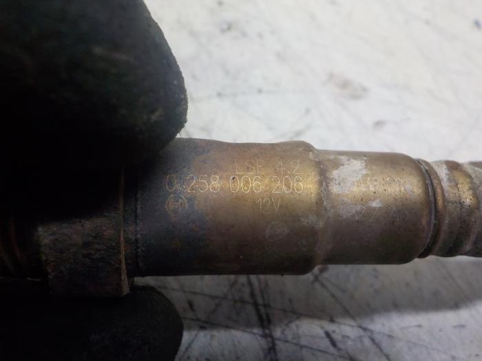 Lambda Sonde van een Fiat Punto II (188) 1.4 16V 2008