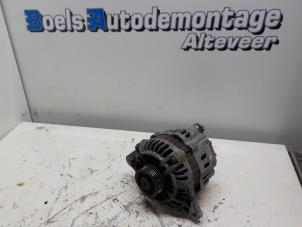 Gebruikte Alternator Mitsubishi Space Star (DG) 1.8 16V GDI Prijs € 35,00 Margeregeling aangeboden door Boels Autodemontage
