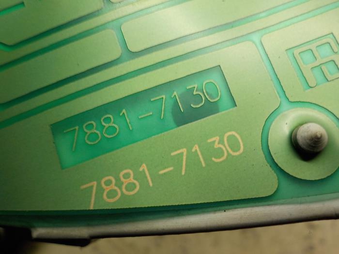 Kilometerteller KM van een Hyundai Matrix 1.6 16V 2004