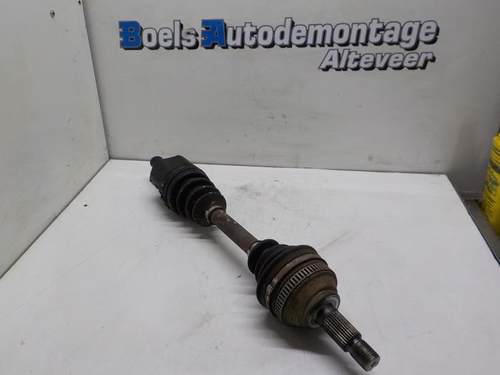 Gebruikte Steekas rechts-voor Landrover Freelander Hard Top 1.8 16V Prijs € 50,00 Margeregeling aangeboden door Boels Autodemontage