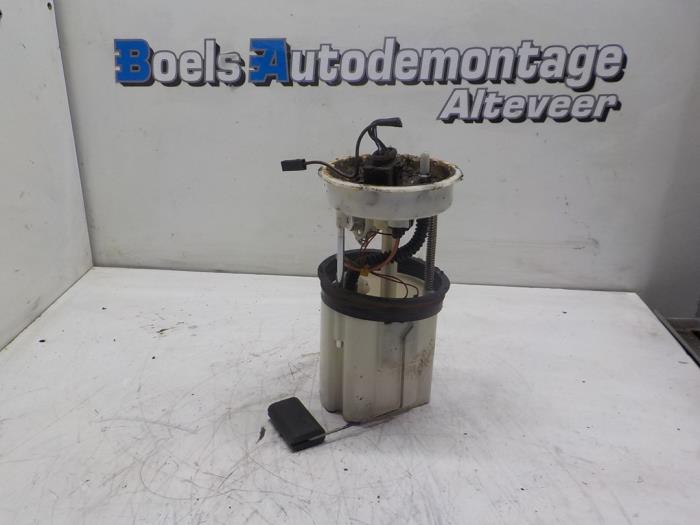 Gebruikte Tank element Pomp Volkswagen Fox (5Z) 1.4 16V Prijs € 40,00 Margeregeling aangeboden door Boels Autodemontage