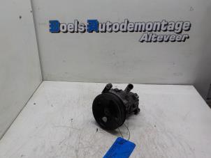 Gebruikte Servopomp Mercedes E (W210) 2.4 E-240 V6 18V Prijs € 35,00 Margeregeling aangeboden door Boels Autodemontage