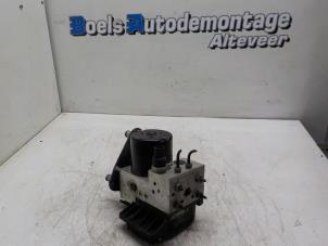 Gebruikte ABS Pomp Mercedes A (W168) 1.7 A-170 CDI 16V Prijs € 50,00 Margeregeling aangeboden door Boels Autodemontage