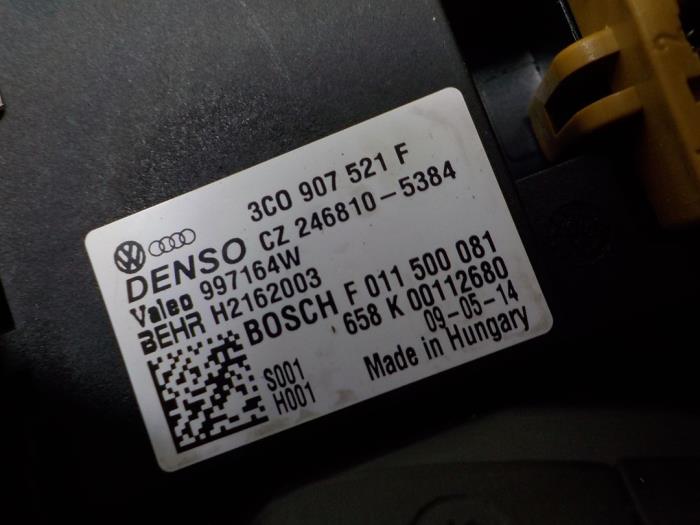 Kachel Ventilatiemotor van een Audi A3 (8P1) 1.4 TFSI 16V 2009