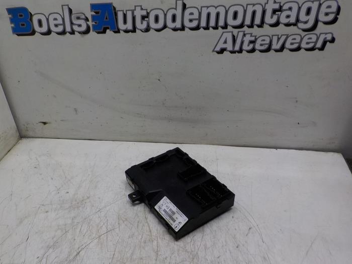 Gebruikte Bodycontrol Module Ford Fiesta 6 (JA8) 1.0 EcoBoost 12V 100 Prijs € 40,00 Margeregeling aangeboden door Boels Autodemontage