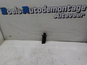 Gebruikte Luchtmassameter Ford Fiesta 6 (JA8) 1.0 EcoBoost 12V 100 Prijs € 35,00 Margeregeling aangeboden door Boels Autodemontage