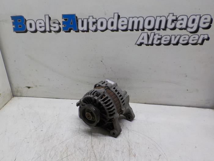 Gebruikte Dynamo Renault Clio II (BB/CB) 1.2 Prijs € 40,00 Margeregeling aangeboden door Boels Autodemontage