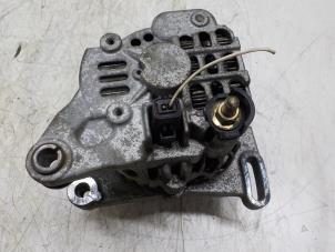 Dynamo van een Renault Clio II (BB/CB) 1.2 2002