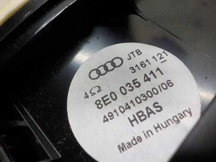 Luidspreker van een Seat Exeo ST (3R5) 1.8 TSI 16V 2012