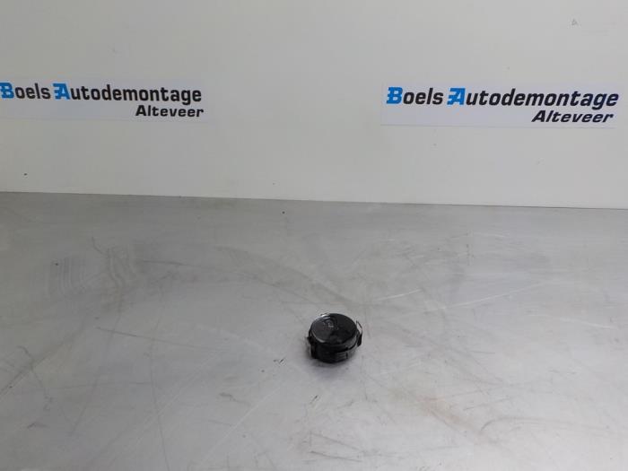 Gebruikte Regensensor Nissan Qashqai (J10) 2.0 16V Prijs € 20,00 Margeregeling aangeboden door Boels Autodemontage