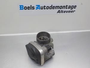 Gebruikte Gasklephuis Volkswagen Touran (1T1/T2) 1.6 FSI 16V Prijs € 50,00 Margeregeling aangeboden door Boels Autodemontage