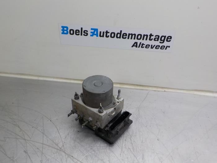 Gebruikte ABS Pomp Toyota Aygo (B10) 1.4 HDI Prijs € 50,00 Margeregeling aangeboden door Boels Autodemontage
