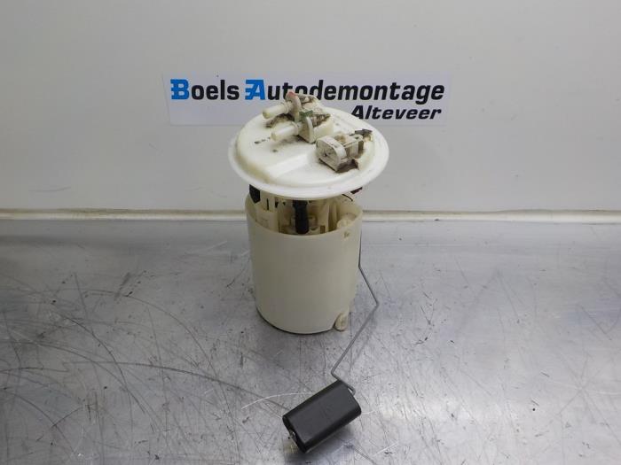 Gebruikte Brandstofpomp Elektrisch Renault Clio II (BB/CB) 1.4 Prijs € 35,00 Margeregeling aangeboden door Boels Autodemontage