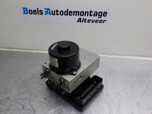 Gebruikte ABS Pomp Mercedes C Combi (S203) 2.0 C-180 16V Prijs € 75,00 Margeregeling aangeboden door Boels Autodemontage