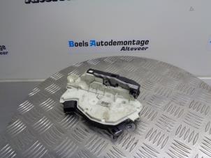 Gebruikte Deurslot Mechaniek 4Deurs links-voor Volkswagen Scirocco (137/13AD) 1.4 TSI 160 16V Prijs op aanvraag aangeboden door Boels Autodemontage