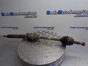 Gebruikte Cardanas rechts-voor (VWA) Ford Fiesta 6 (JA8) 1.0 EcoBoost 12V 125 Prijs € 50,00 Margeregeling aangeboden door Boels Autodemontage