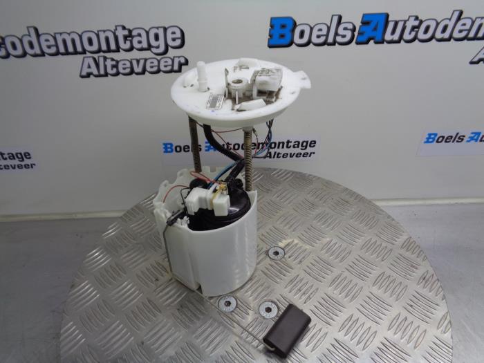 Gebruikte Tank element Pomp Opel Insignia 1.8 16V Ecotec Prijs € 30,00 Margeregeling aangeboden door Boels Autodemontage
